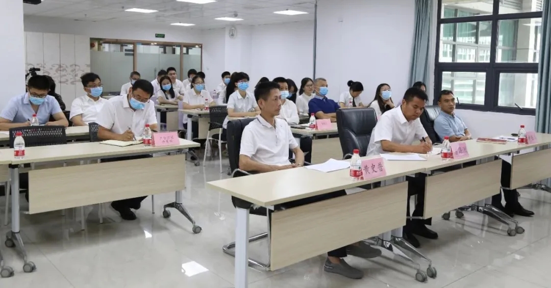 產(chǎn)服公司召開黨史學習教育專題宣講會003.webp 產(chǎn)服公司召開黨史學習教育專題宣講會003.webp